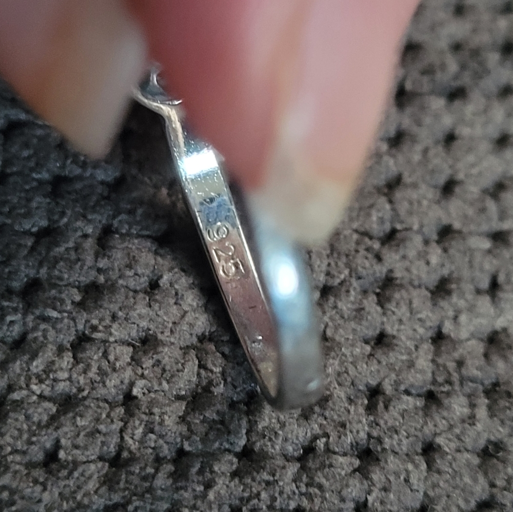 ⭐️925 Infinity Ring ⭐️ - Picture 2 of 3